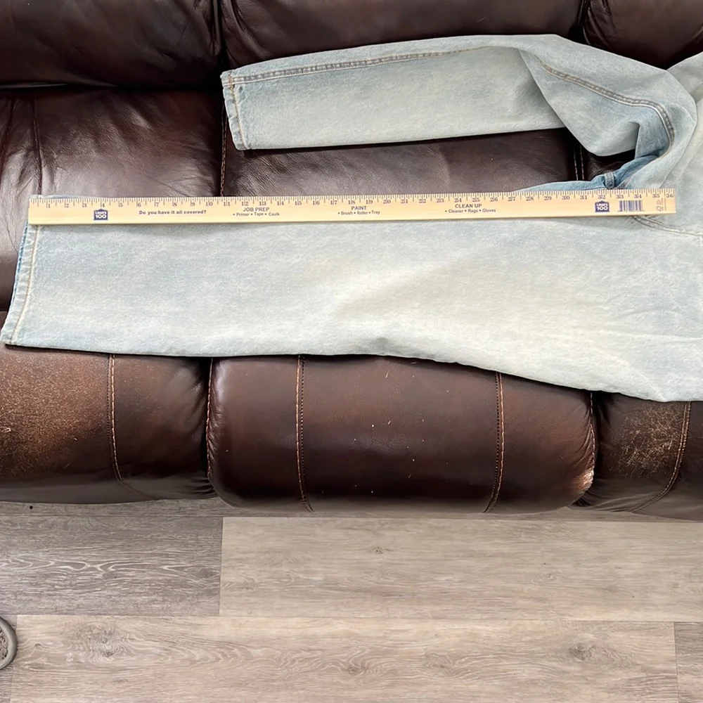 NWT Avec Les Filles Women’s Light Wash Jeans Sz 31 - Picture 11 of 11